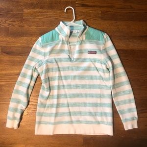 Stripped Vineyard Vines Pull over